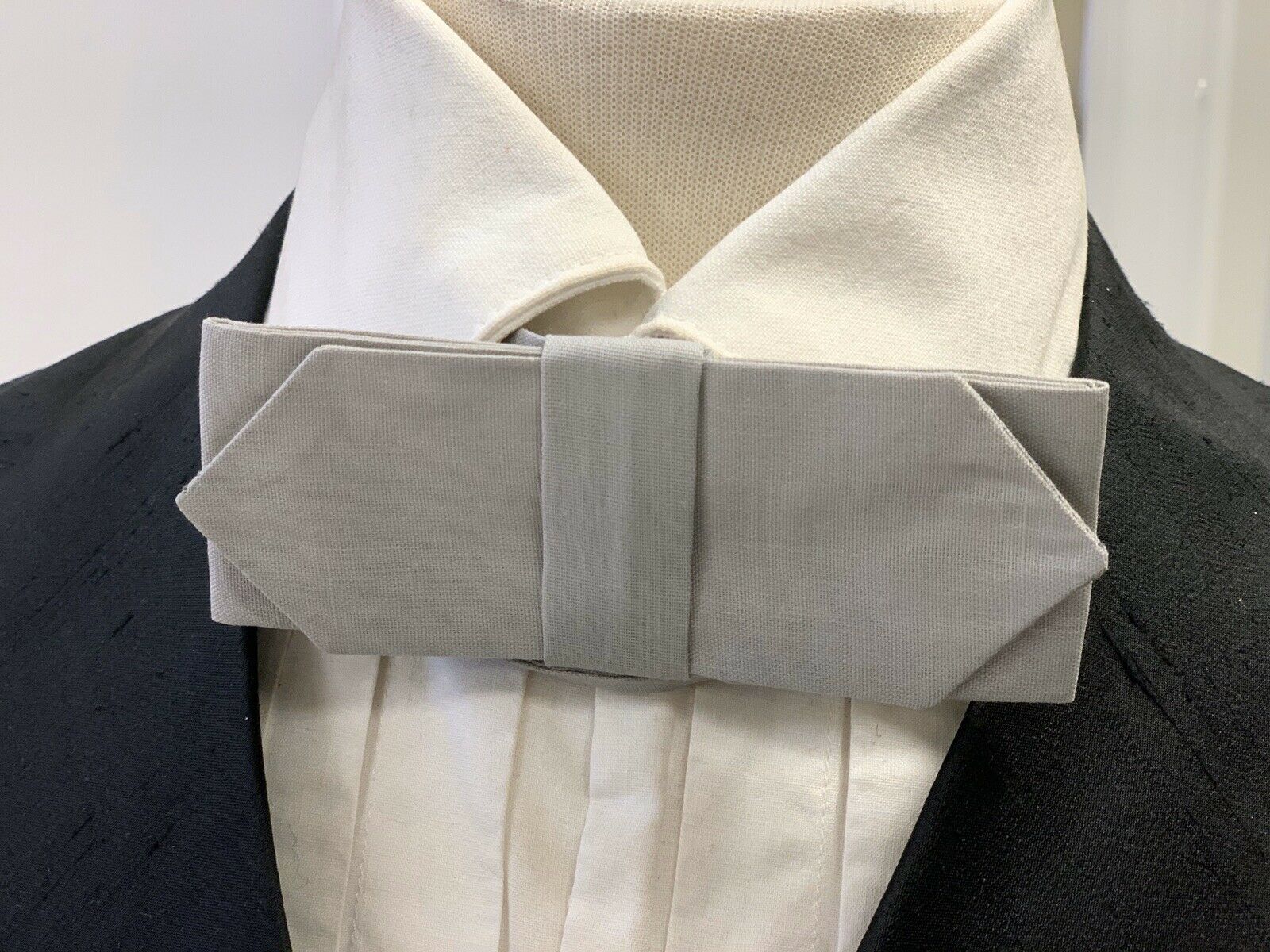 Gray Cotton Cravat